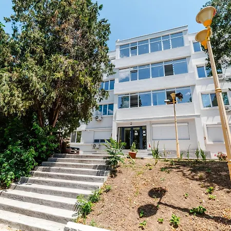 Flora - Nou, Aproape De Plaja, Retreat Pentru Cupluri, Complet Utilat Apartment *