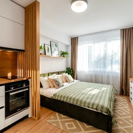 Apartment Flora - Nou, Aproape De Plaja, Retreat Pentru Cupluri, Complet Utilat