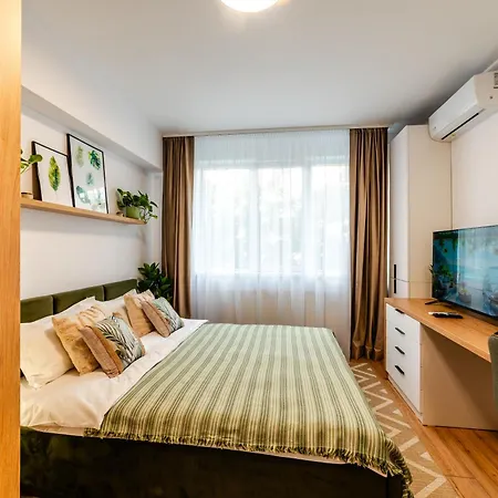 Flora - Nou, Aproape De Plaja, Retreat Pentru Cupluri, Complet Utilat Apartment